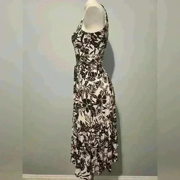 Loft black and white dress - Picture 2 of 3